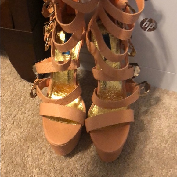 Penny Sue and the shoe guru size 8 1/2 - Picture 7 of 15